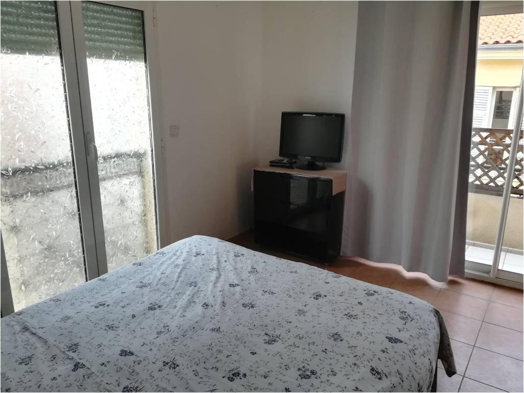 Villa Azzurra Menton Apt Luxe, Front Mer, 4Th Floor Of 5, Wifi, Tvsat, Climate 外观 照片
